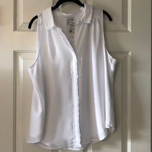 Blouse with eyelet and scalloped details